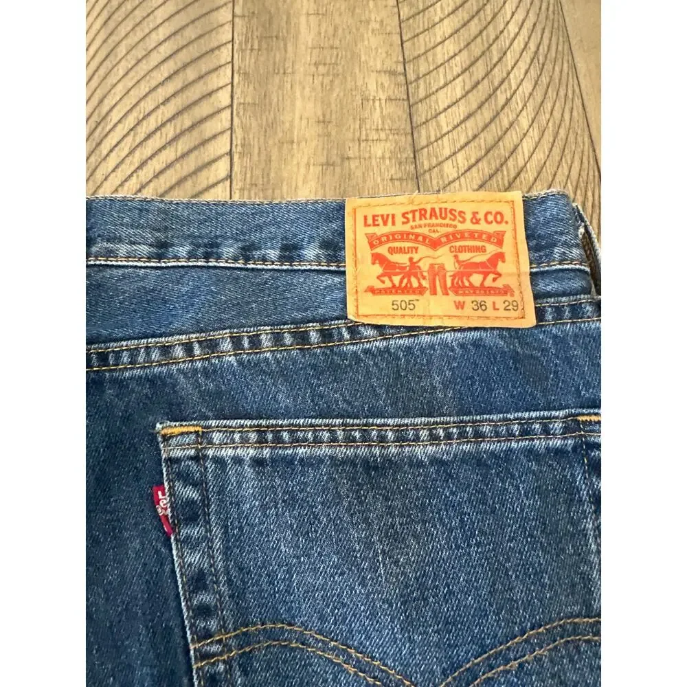Levis classic levi